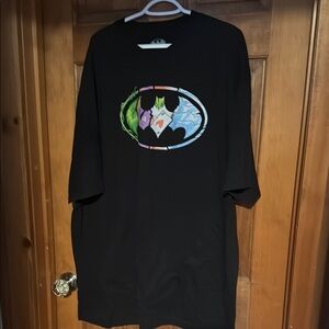 Black Graphic T-Shirt. Batman